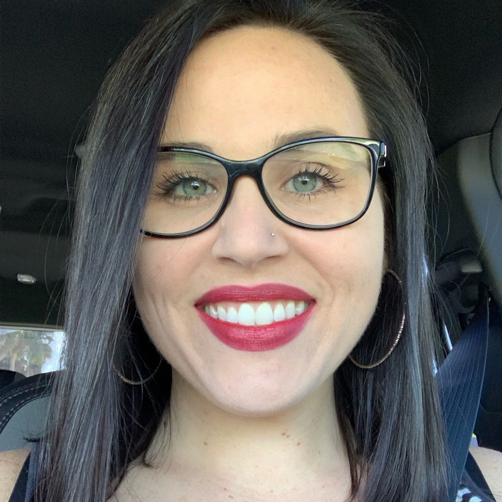Meet your Posher, Kelley